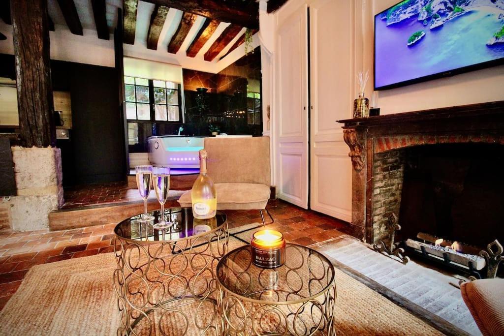 Le Spa Gustave - Sauna, Jacuzzi & Terrasse A רואן מראה חיצוני תמונה